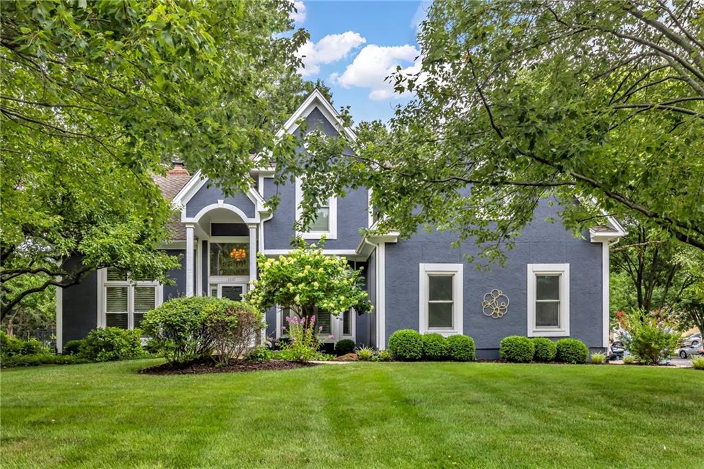 Photo of 13117 El Monte Street Leawood KS 66209