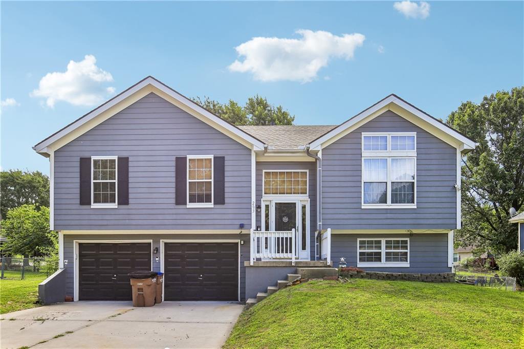 Photo of 203 Broadmoor Drive Raymore MO 64083
