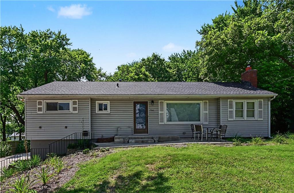Photo of 7940 N Broadway Street Kansas City MO 64118