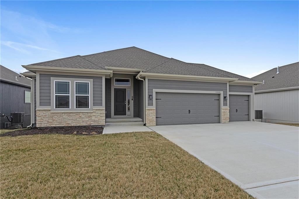 Photo of 11010 N Corrington Avenue Kansas City MO 64156