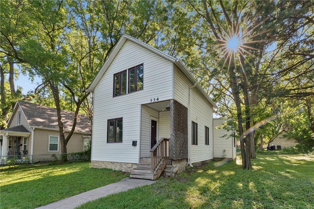 Photo of 334 SW Orchard Street Topeka KS 66606