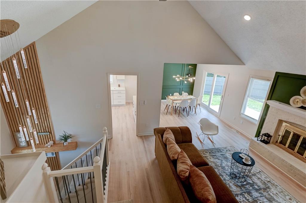 Photo of 412 Deerfield Court Lee's Summit MO 64086