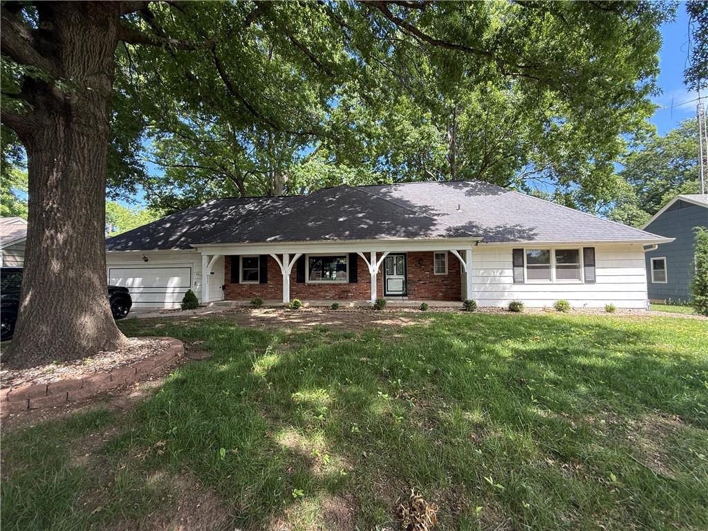 Photo of 6910 W 101st Street Overland Park KS 66212