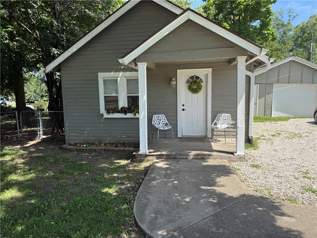 Photo of 6 S 3rd Street Louisburg KS 66053