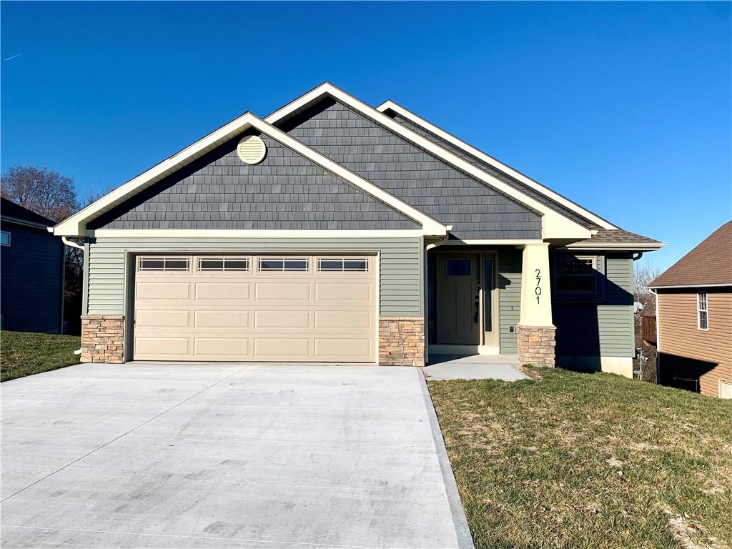 Photo of 2701 Meadow Ridge St Joseph MO 64504