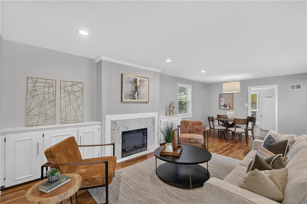Photo of 800 E 73rd Street Kansas City MO 64131