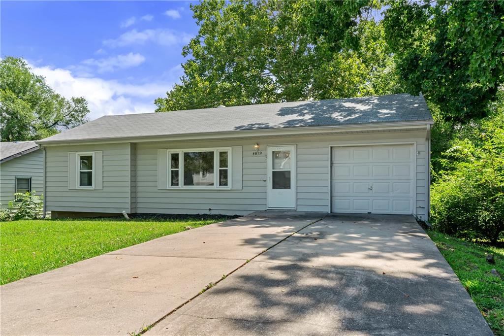 Photo of 4819 NE 47TH Street Kansas City MO 64117