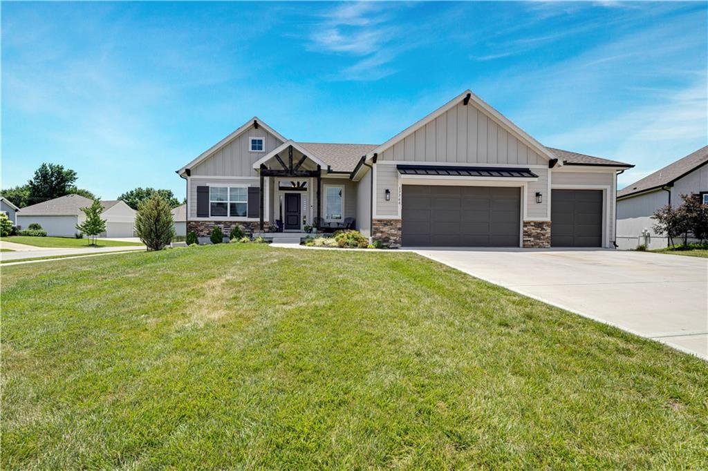 Photo of 17766 S Myrna Drive Olathe KS 66062