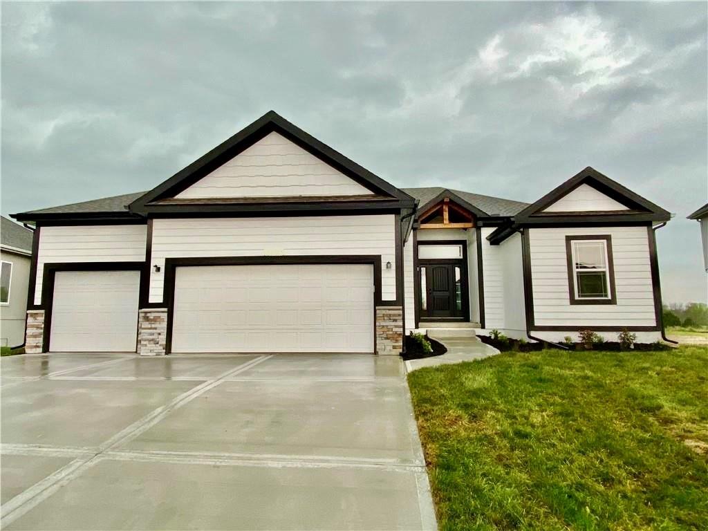 Photo of 2144 Deerfield Terrace Liberty MO 64068