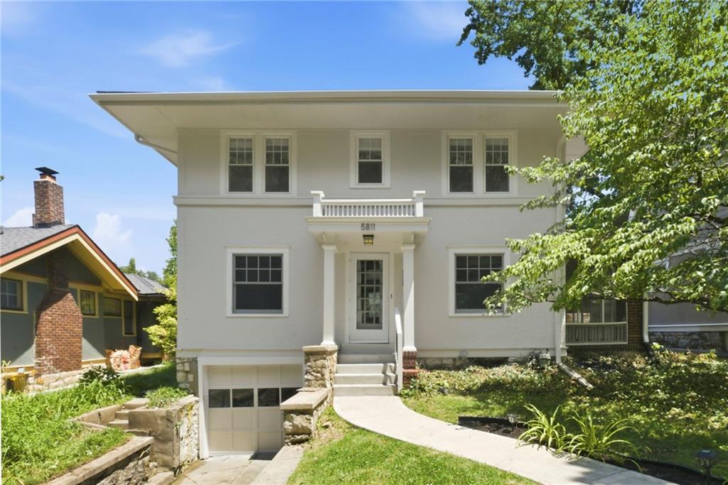 Photo of 5811 Charlotte Street Kansas City MO 64110