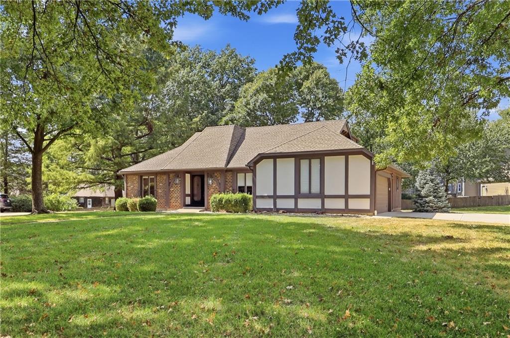 Photo of 12820 Sagamore Road Leawood KS 66209