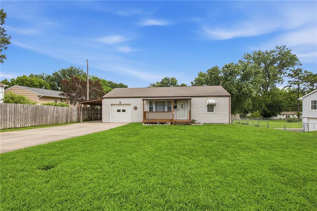 Photo of 1209 SW Eugene Street Blue Springs MO 64015