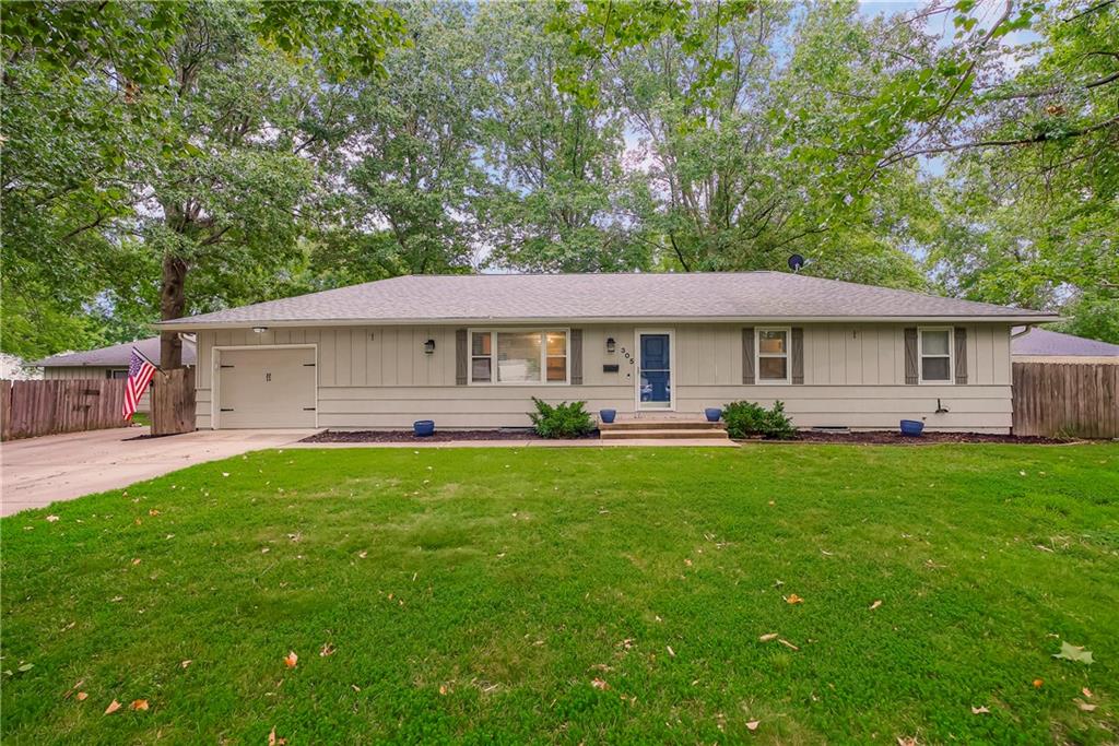 Photo of 305 S Berkley Street Louisburg KS 66053
