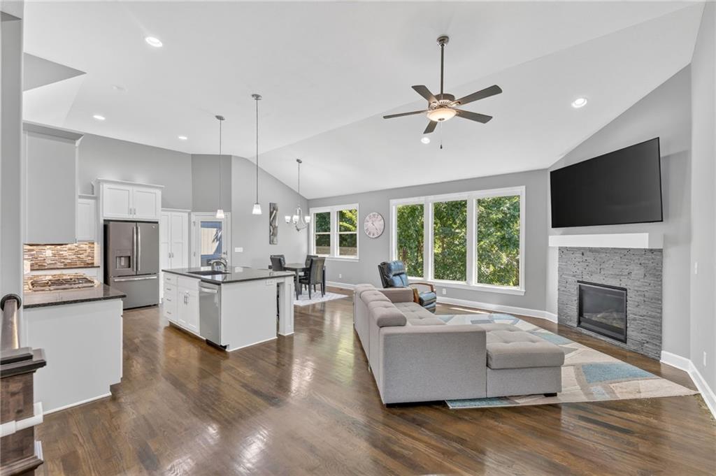 Photo of 6229 N Green Hills Lane Kansas City MO 64151