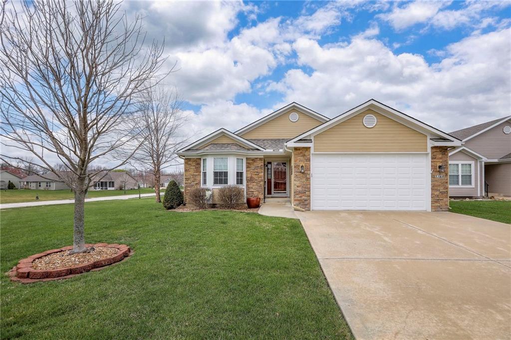 Photo of 5368 S Davidson Court Independence MO 64055