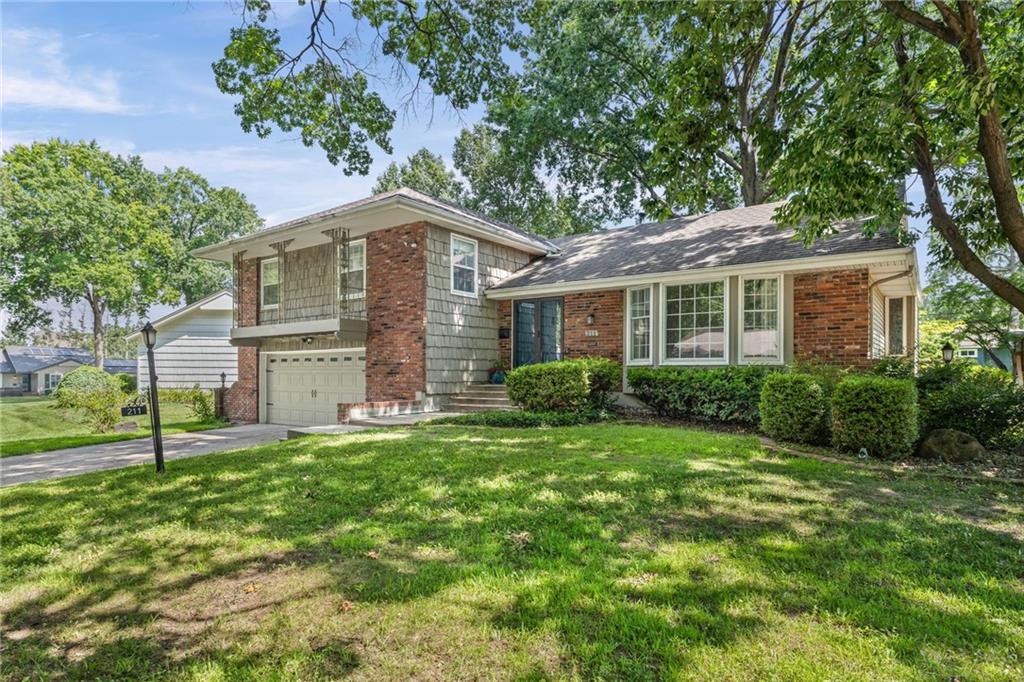 Photo of 211 W 110TH Street Kansas City MO 64114