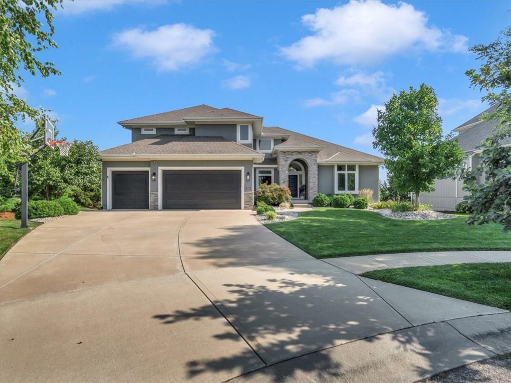 Photo of 11901 W 160th Place Overland Park KS 66221