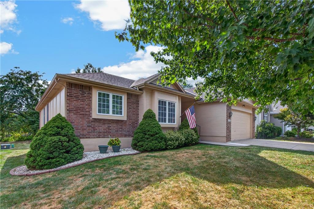 Photo of 1915 Meadowlark Drive Raymore MO 64083