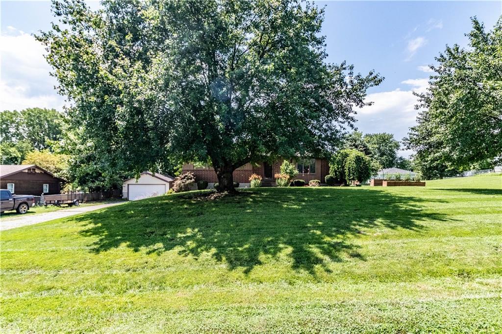 Photo of 12064 Mike Road Lexington MO 64067