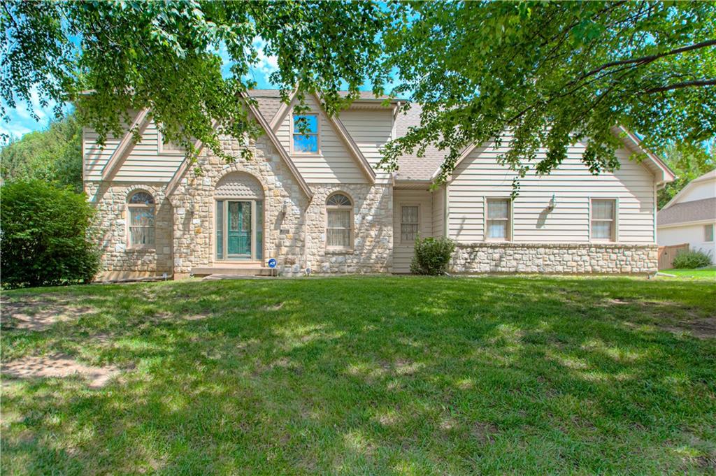 Photo of 602 W 115th Terrace Kansas City MO 64114