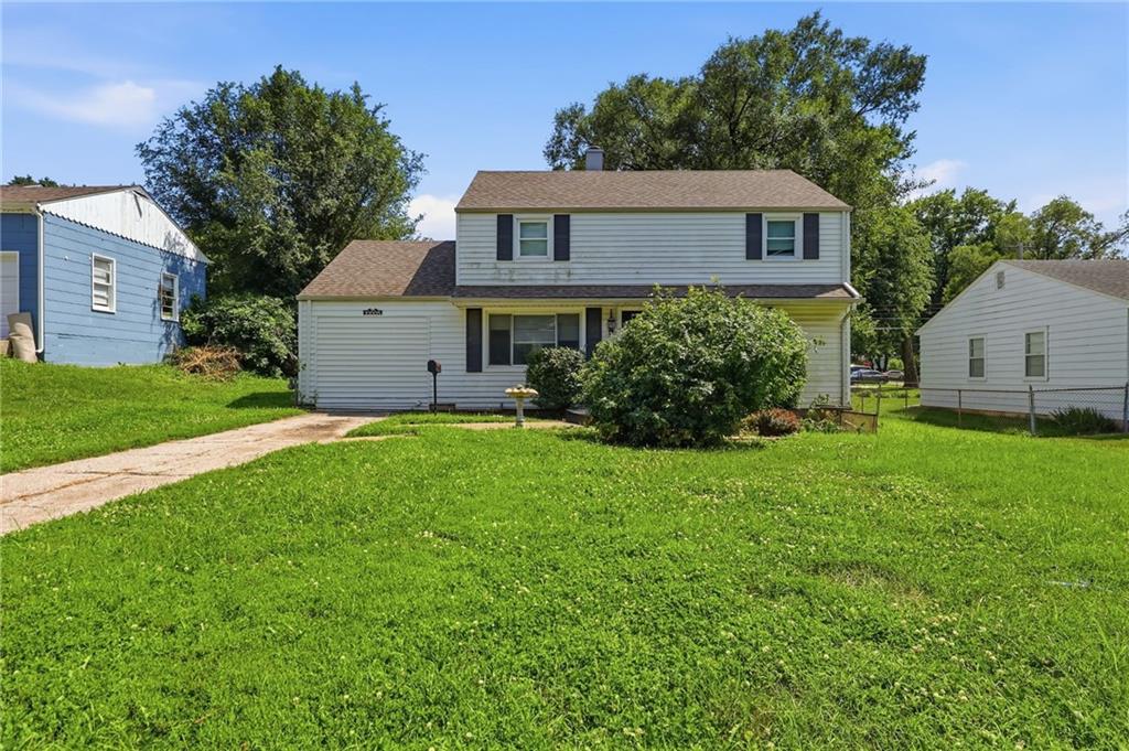Photo of 10005 E 35th Street Independence MO 64052