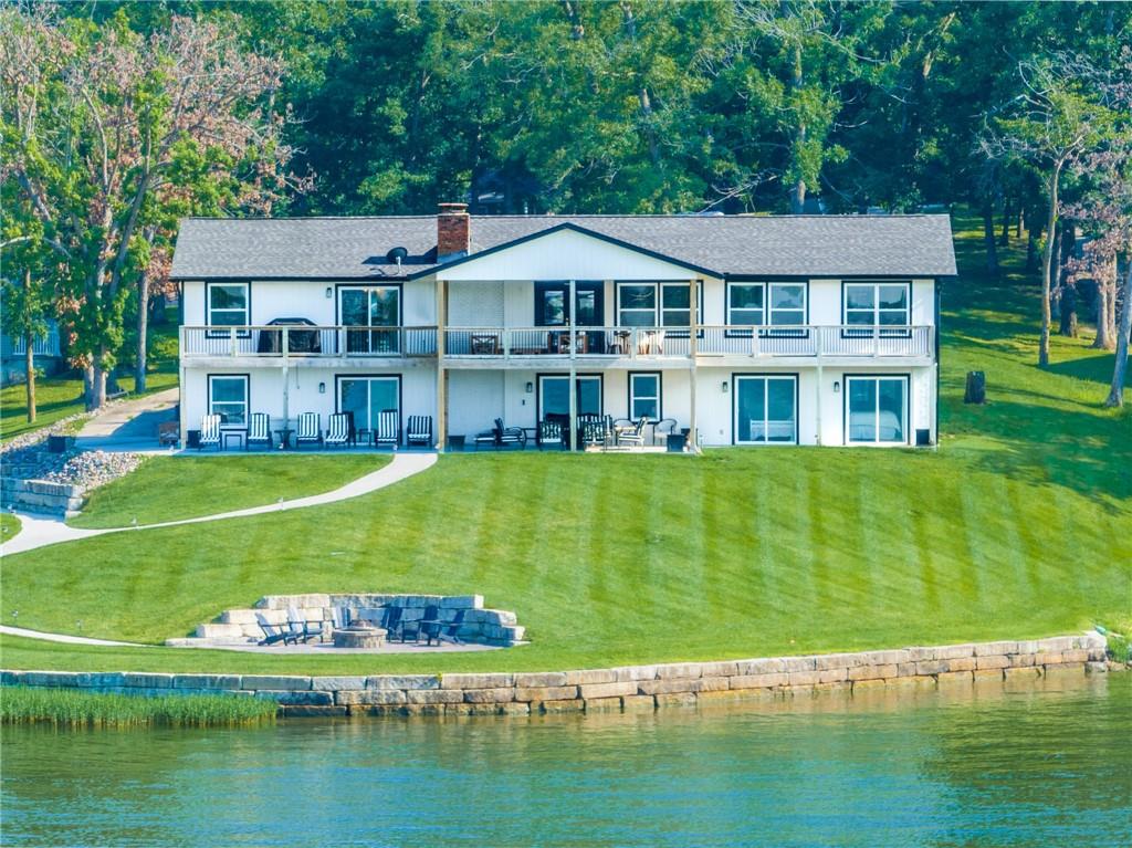 Photo of 490 Lake Viking Terrace Gallatin MO 64640