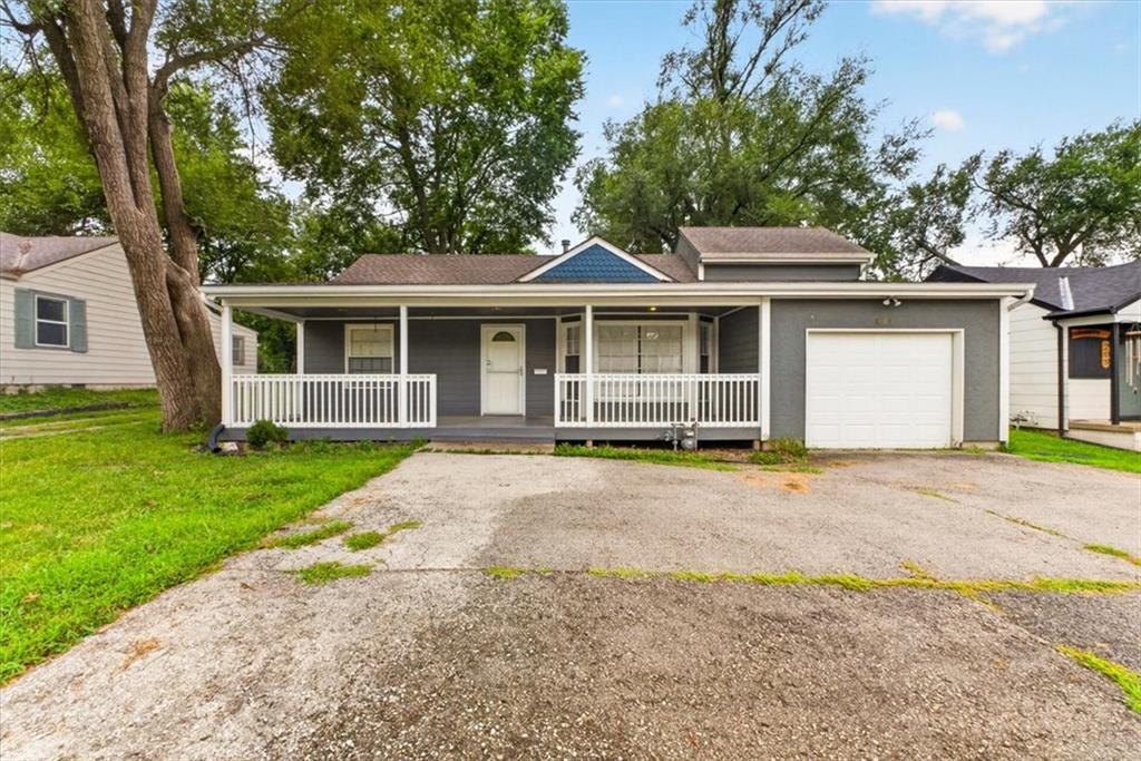 Photo of 207 W North Avenue Belton MO 64012