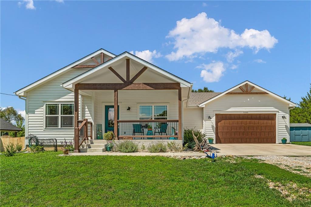 Photo of 5365 Choctaw Lane McLouth KS 66054
