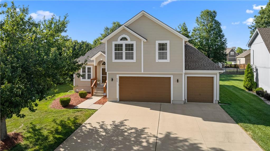 Photo of 804 SW 34th Terrace Lee's Summit MO 64082