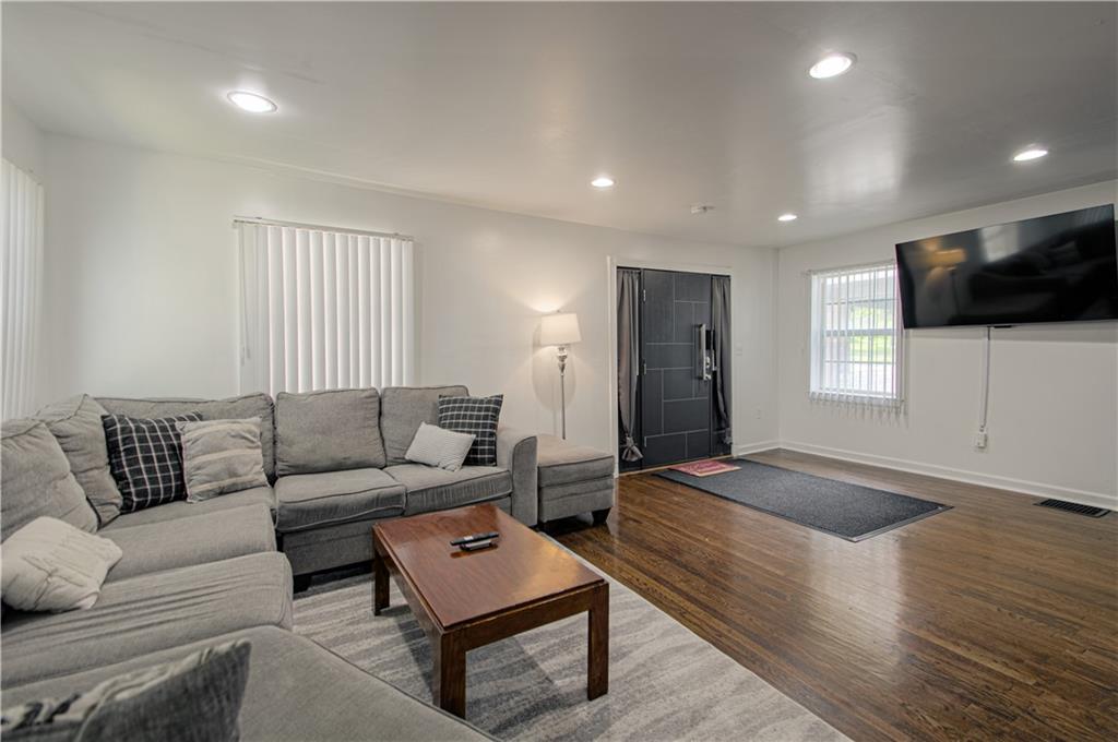 Photo of 4910 Paseo Boulevard Kansas City MO 64110