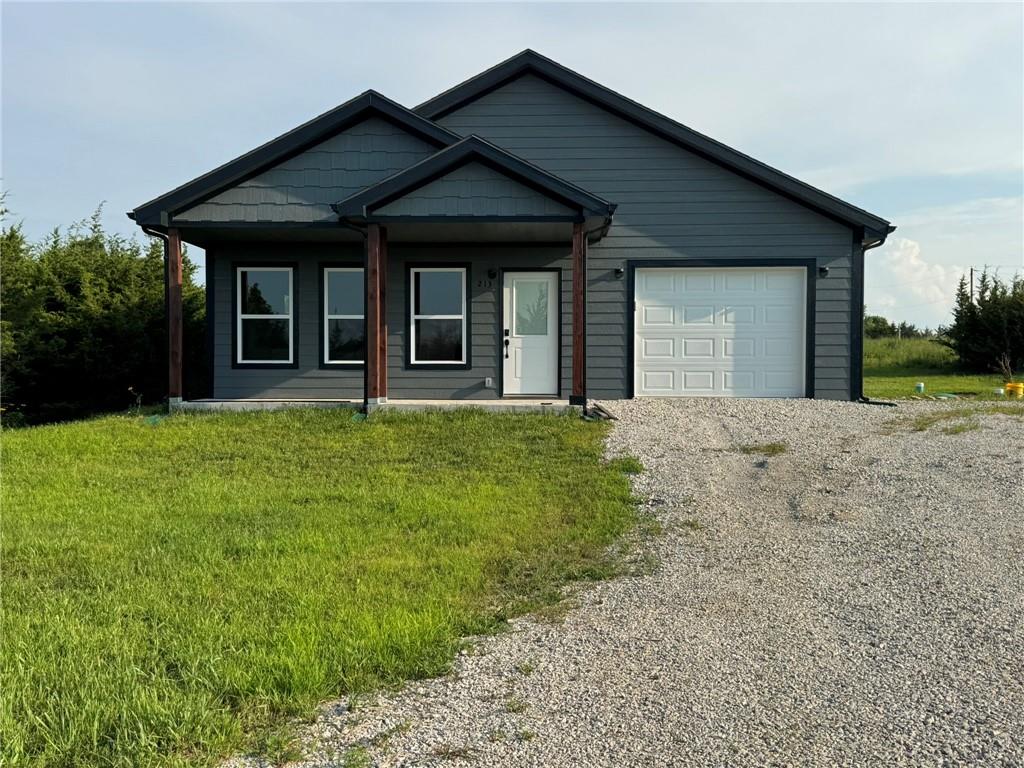 Photo of 213 Bald Eagle Drive Linn Valley KS 66040