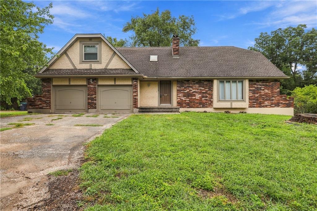 Photo of 1600 Dana Drive Blue Springs MO 64014