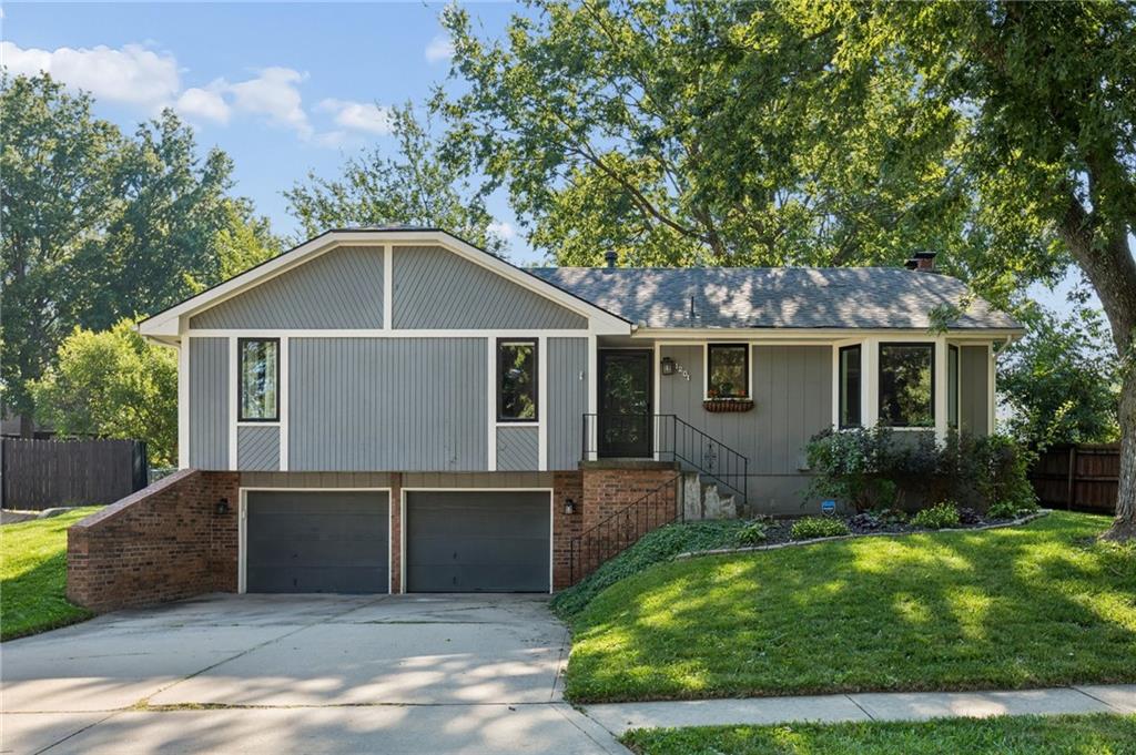 Photo of 1201 Bristol Way Liberty MO 64068