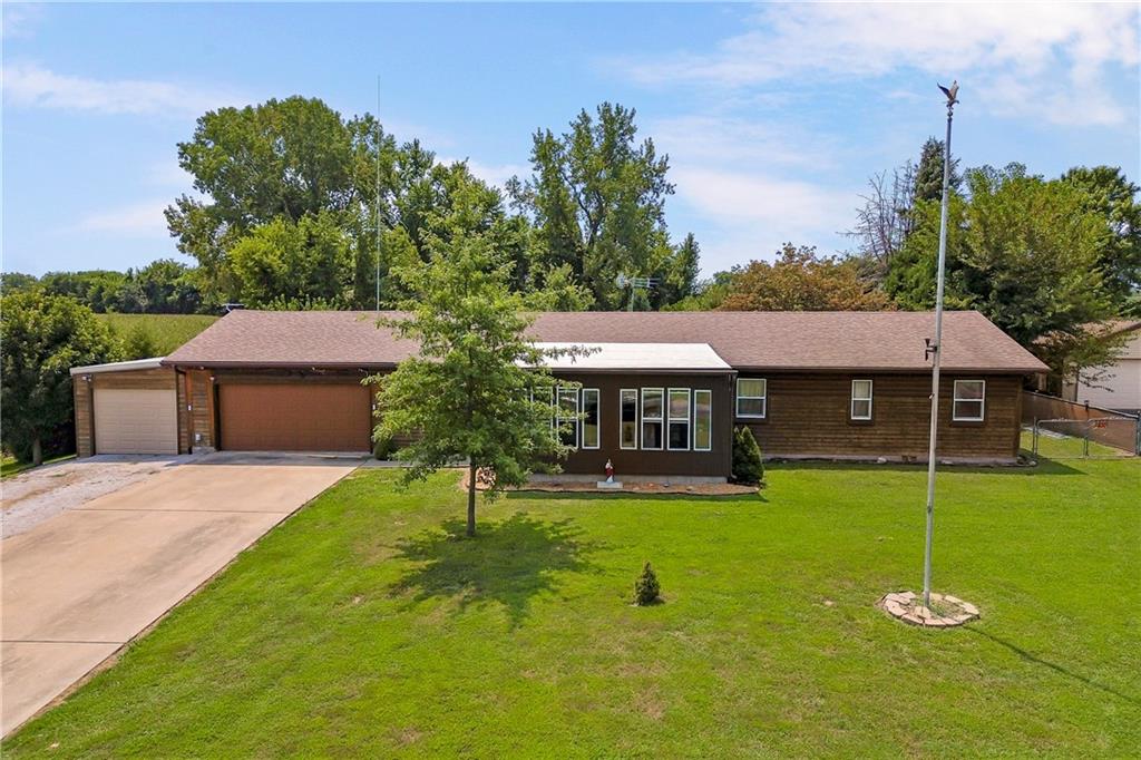 Photo of 12086 Mike Road Lexington MO 64067