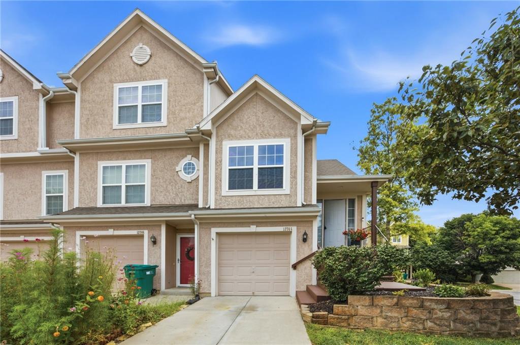 Photo of 13744 Grove Avenue Bonner Springs KS 66012