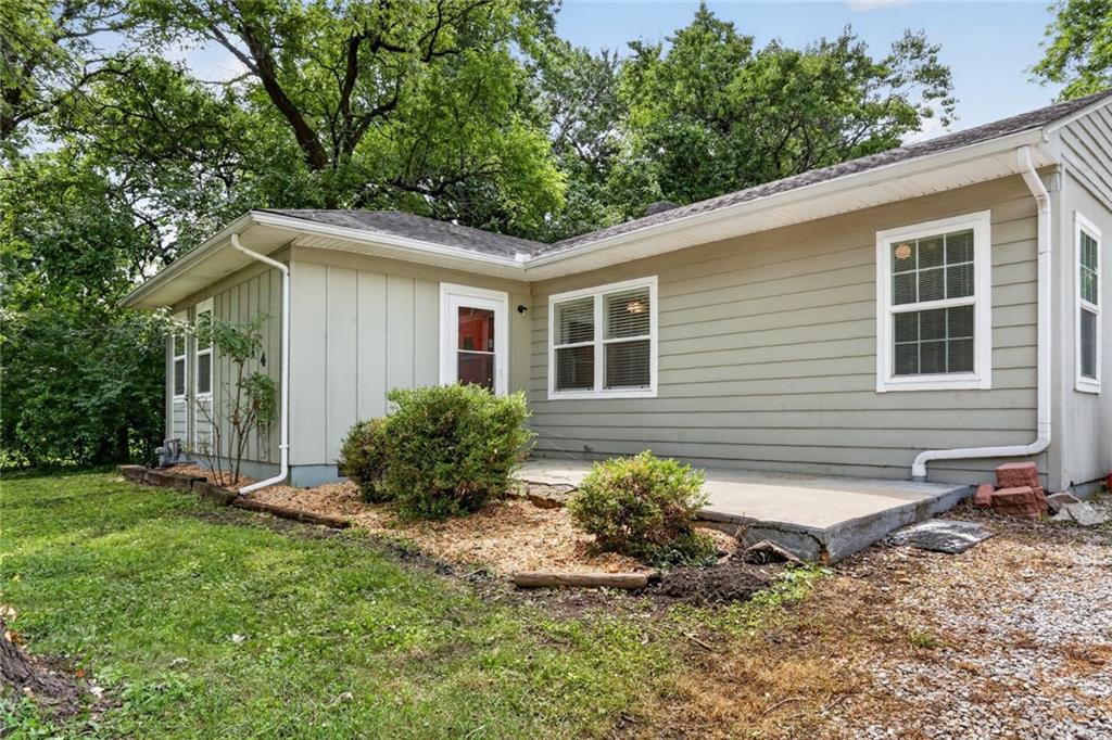 Photo of 7614 Woodson Road Raytown MO 64138