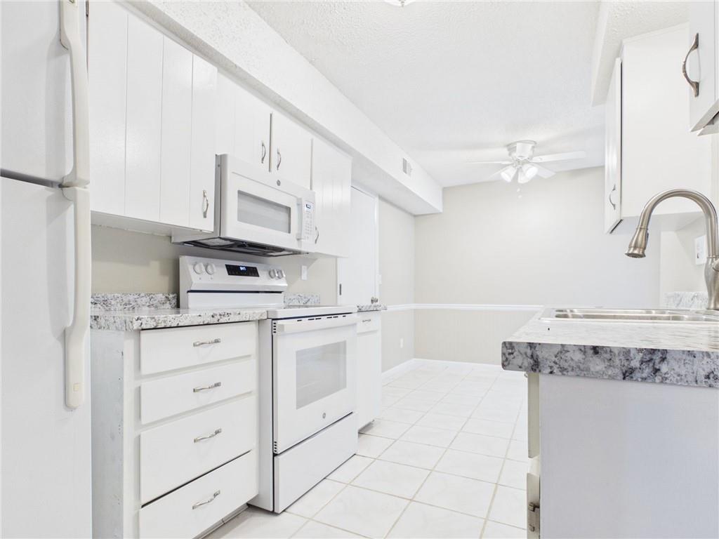 Photo of 8839 CARRIAGE Drive Lenexa KS 66215
