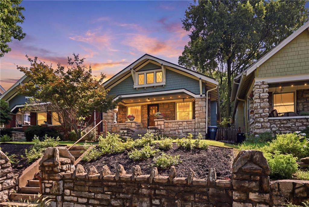 Photo of 4141 Kenwood Avenue Kansas City MO 64110