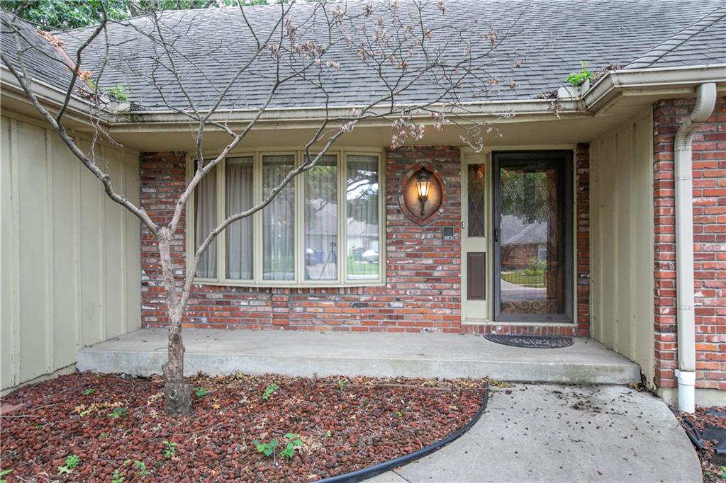 Photo of 1010 SE 4th Terrace Lee's Summit MO 64063