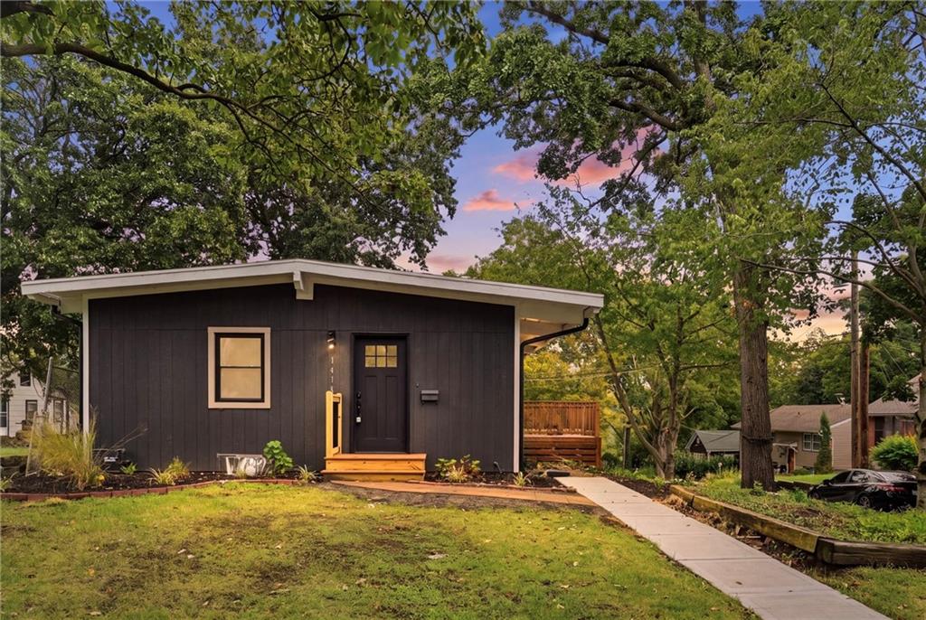 Photo of 1414 Park Court Kansas City MO 64111