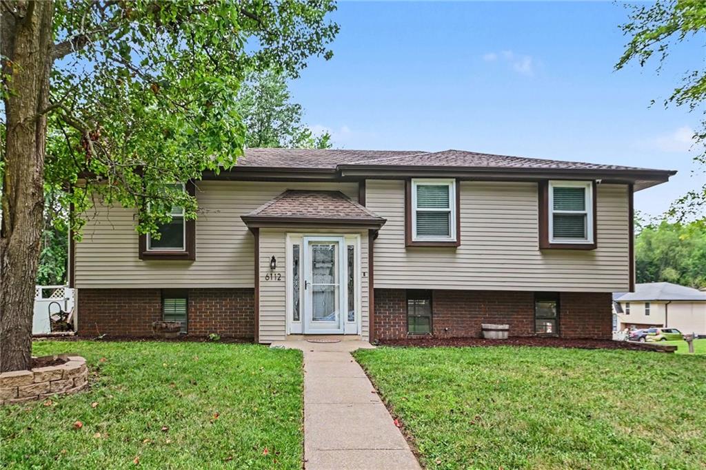 Photo of 6112 Appaloosa Lane St Joseph MO 64506