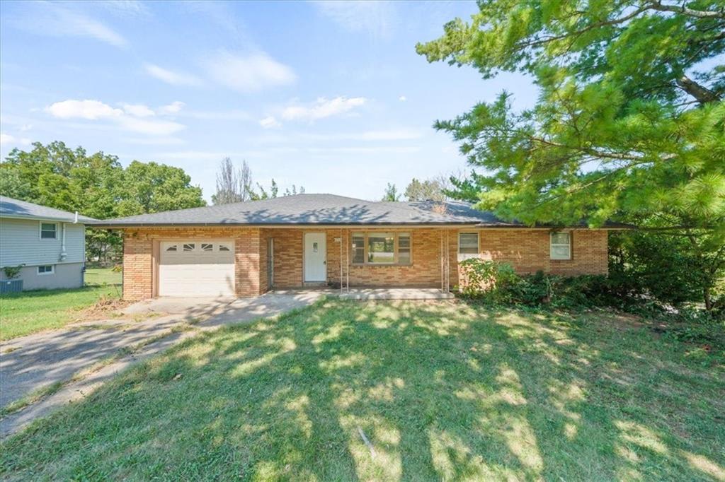Photo of 234 NE 86th Terrace Kansas City MO 64155