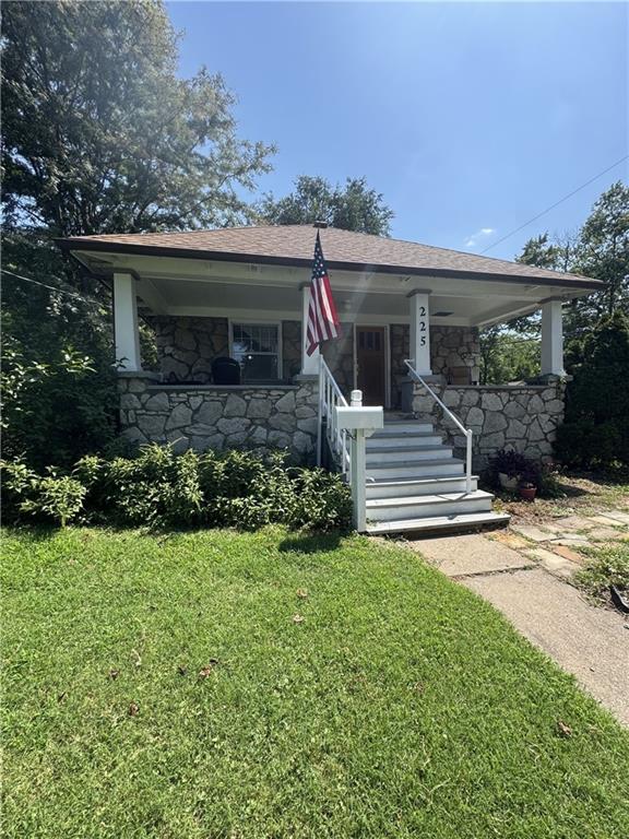 Photo of 225 W Moore Street Independence MO 64050