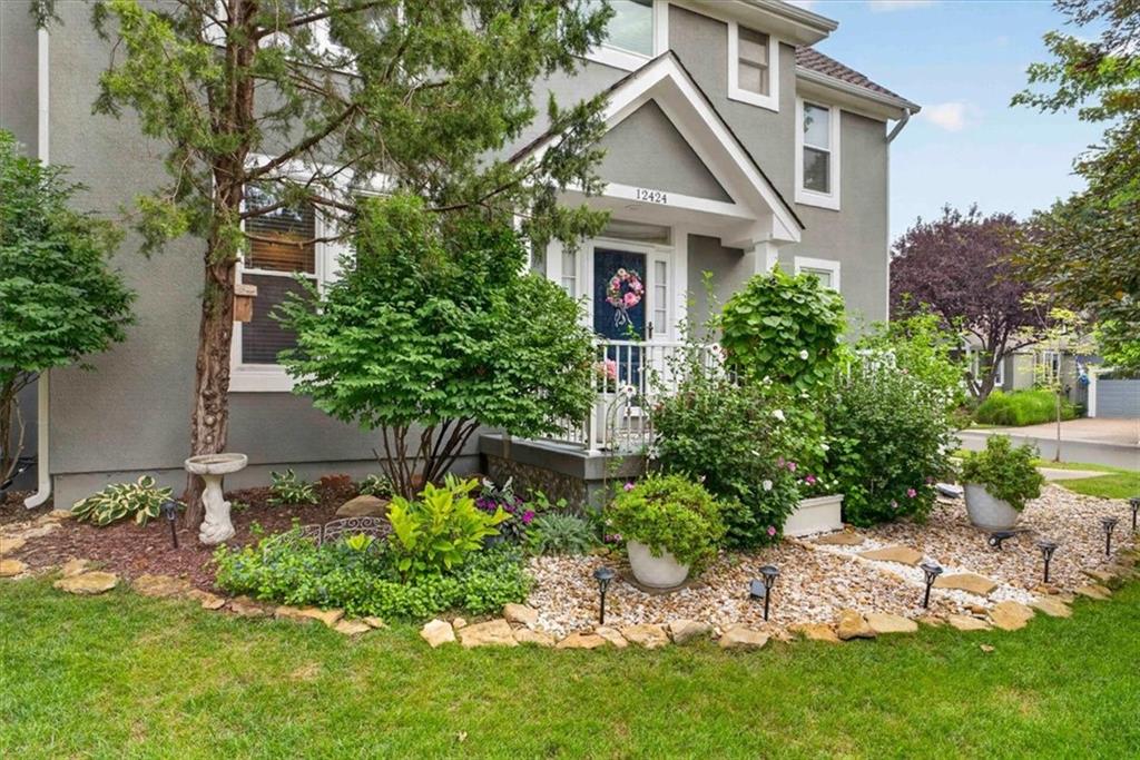 Photo of 12424 Long Street Overland Park KS 66213