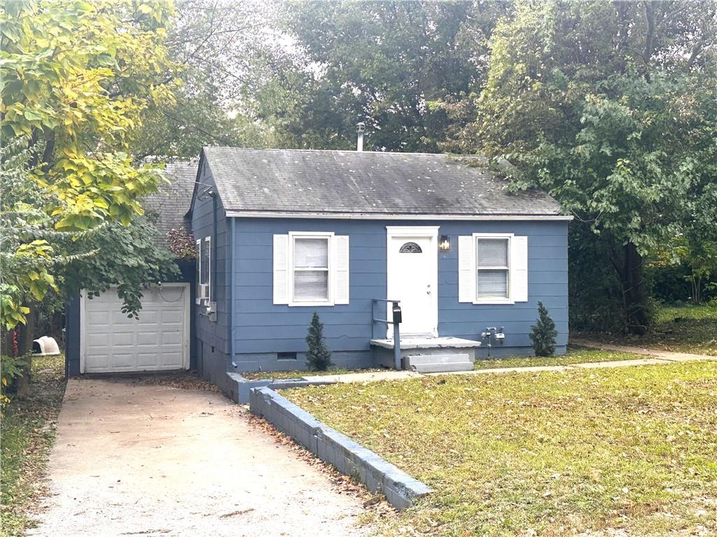 Photo of 11219 E 24th Street Independence MO 64052