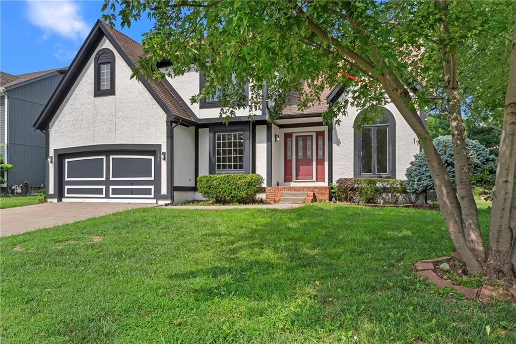 Photo of 1361 S Hunter Drive Olathe KS 66062