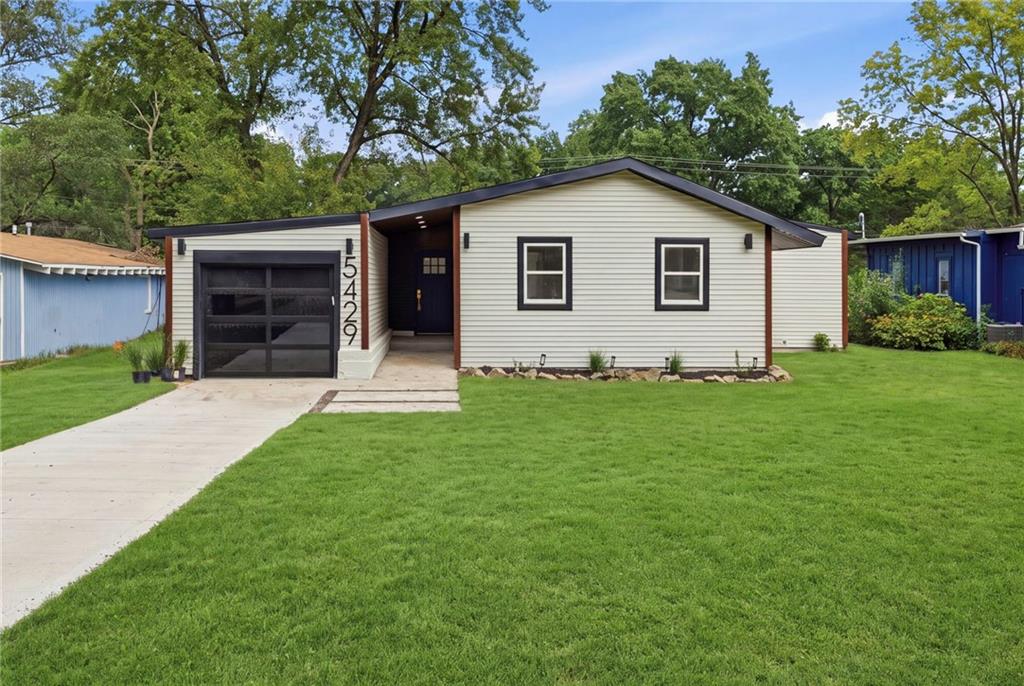 Photo of 5429 Maple Street Mission KS 66202