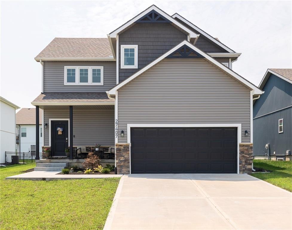 Photo of 27407 E Sycamore Street Lee's Summit MO 64086