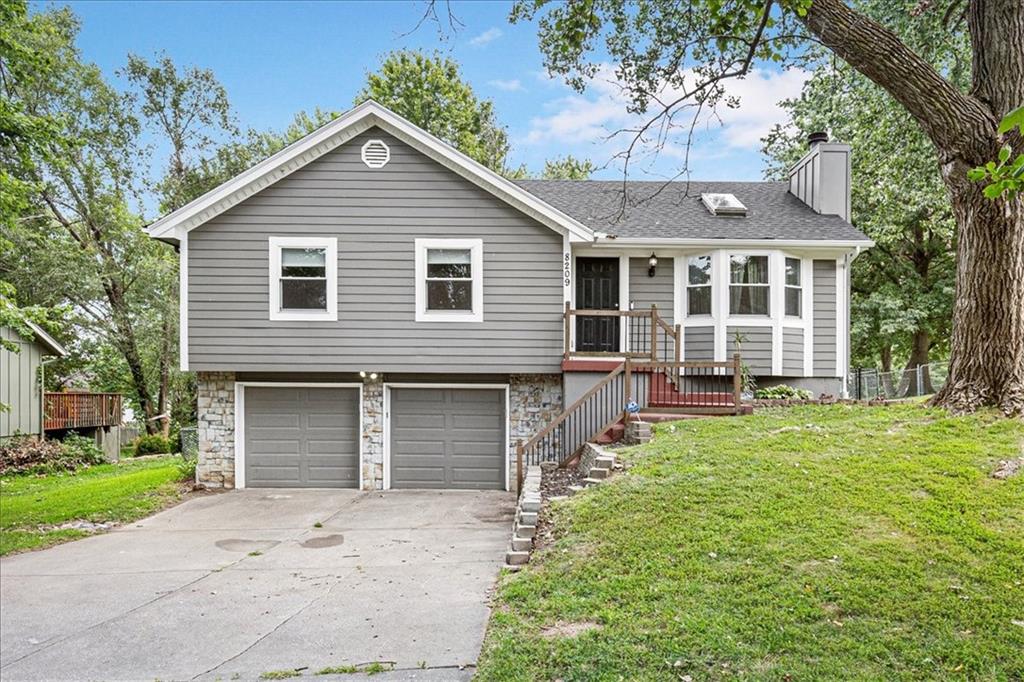 Photo of 8209 NW 79th Terrace Kansas City MO 64152