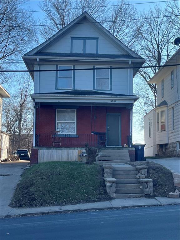 Photo of 3907 E 9th Street Kansas City MO 64127